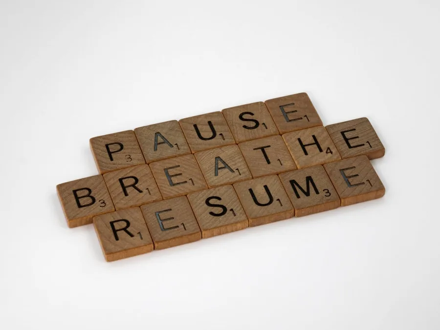 misc Pause Breathe Resume Scrabble-palikoilla